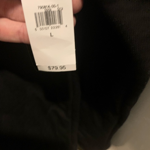 New with tags. Never word. GAP quilted pullover. - Picture 2 of 2